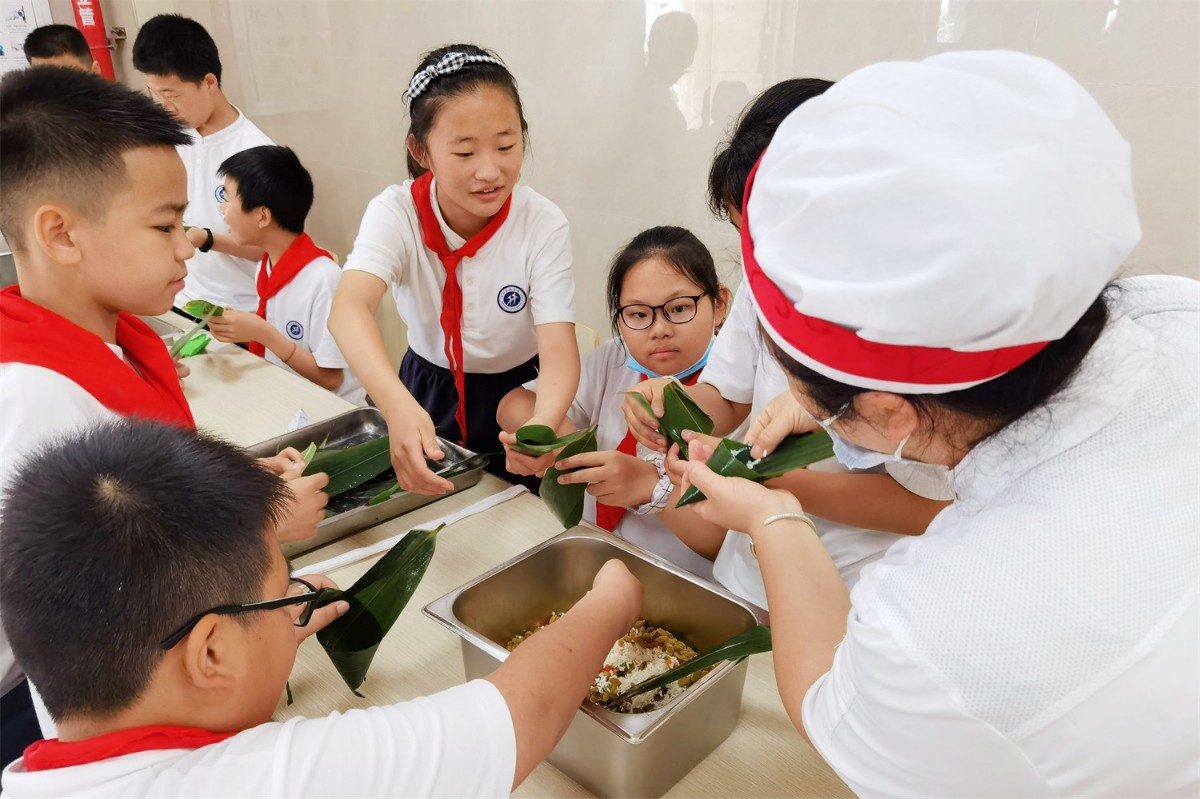 品味端午，“粽”享欢乐——汉江实验学校小学部端午节系列活动