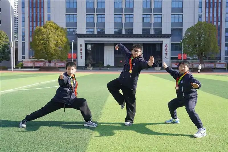 【汉实小学·一周简讯】 温雅汉实周周都精彩