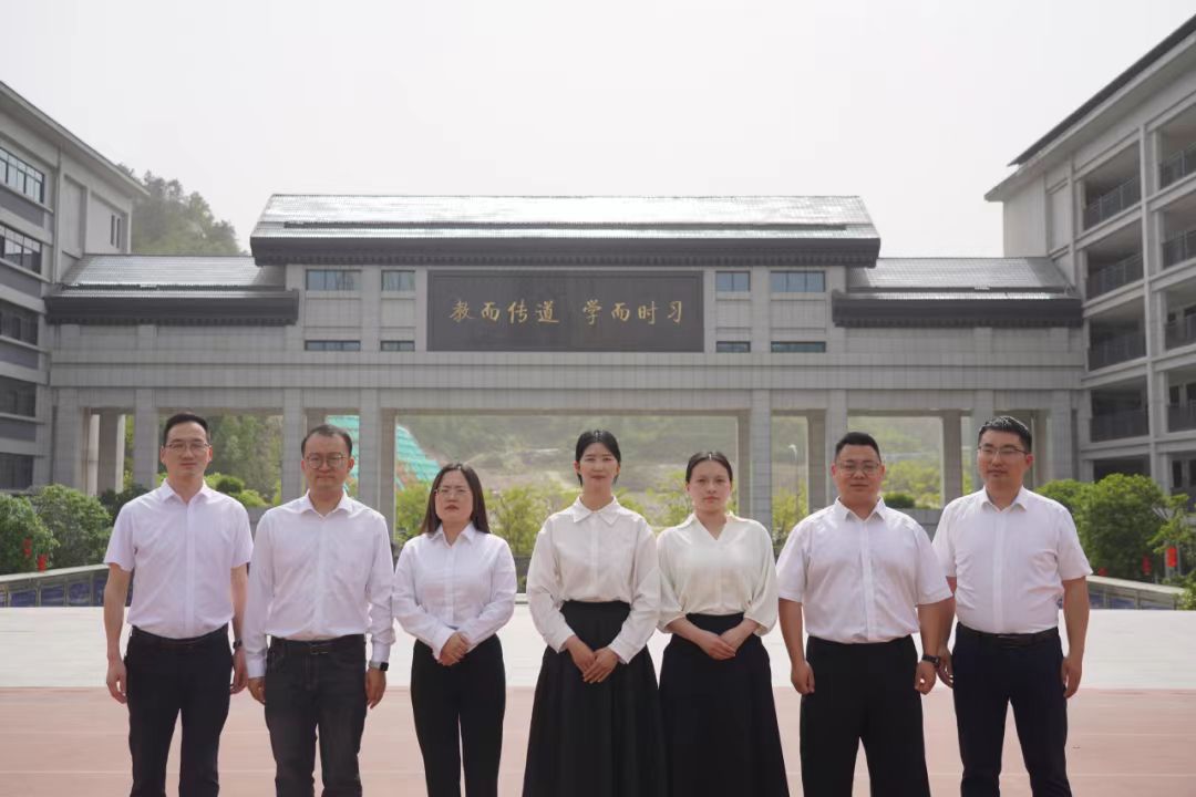 初中语文教研组 | 在字里行间播种春天