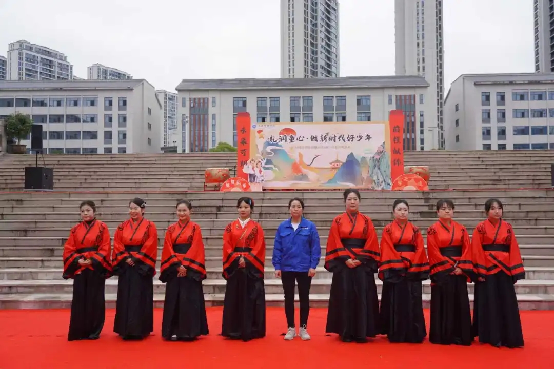 【汉实小学·一周简讯】温雅汉实周周都精彩！一周简讯请速览