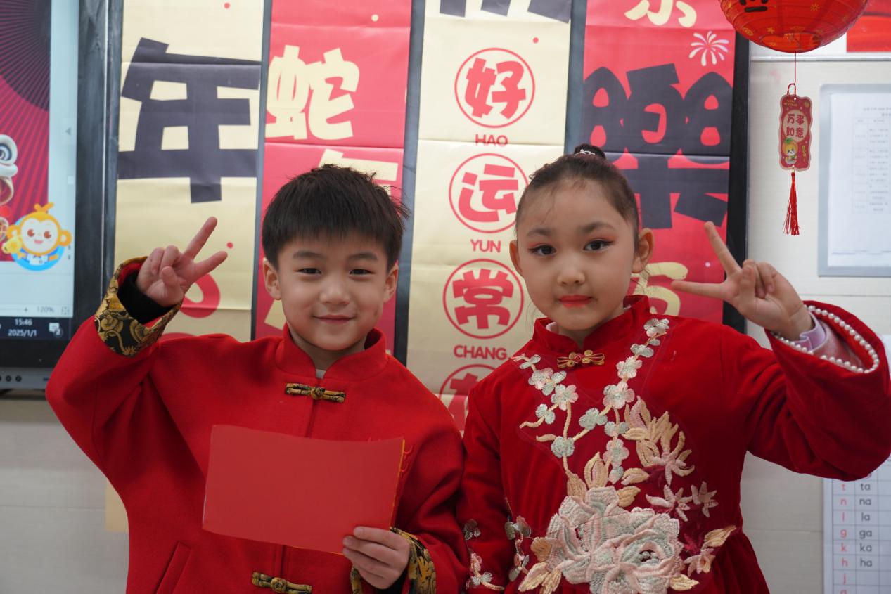 微笑图鉴 | 2025年，汉实校园里与晨曦同辉的成长印记