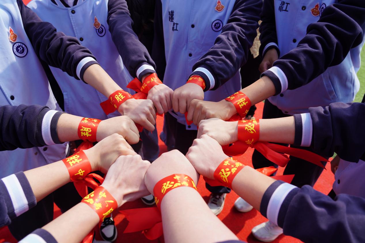 百日征途共擎炬  向梦飞驰破长空  | 2026届九年级中考百日誓师大会圆满举行